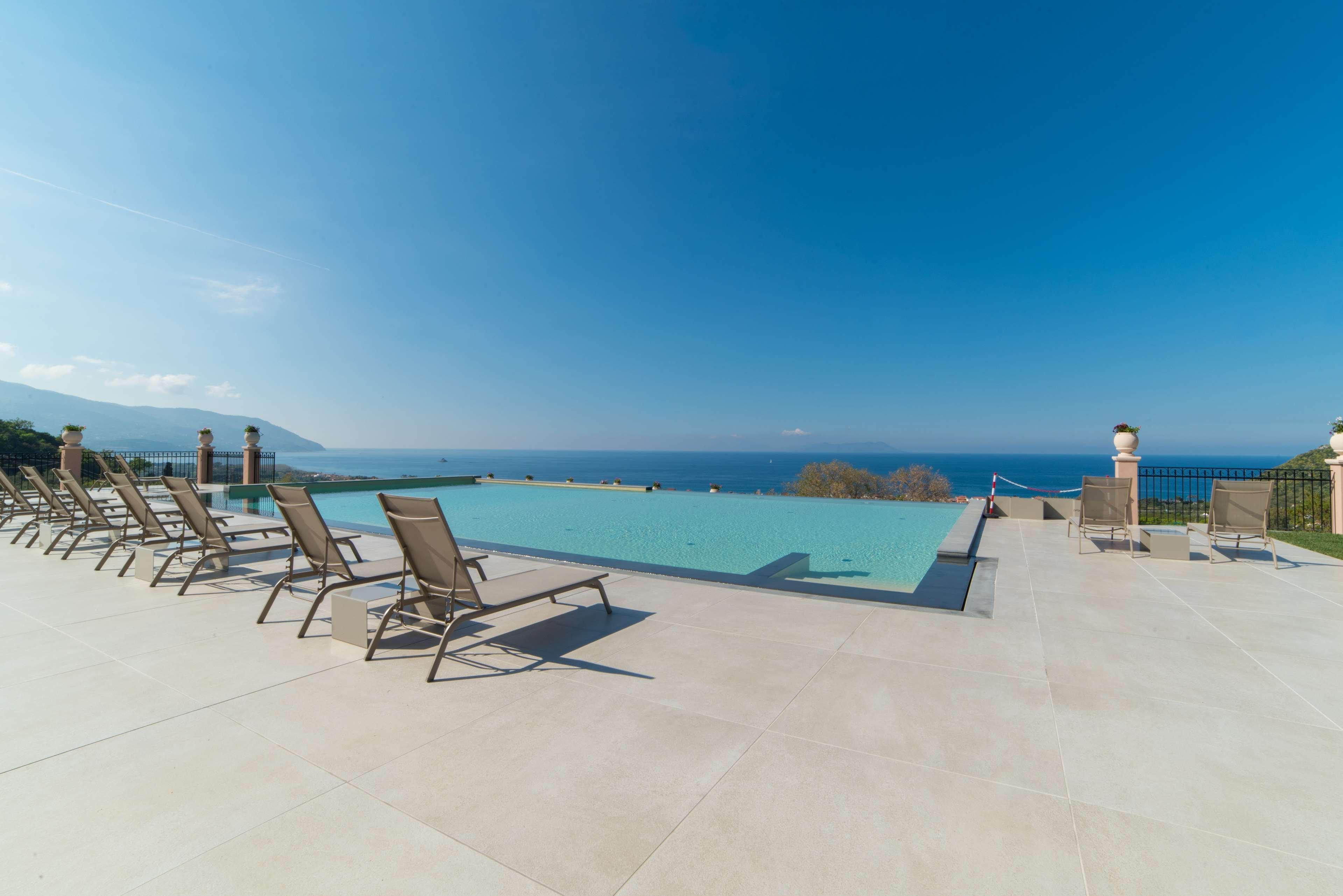 Western Terre Di Eolo Hotel 4*