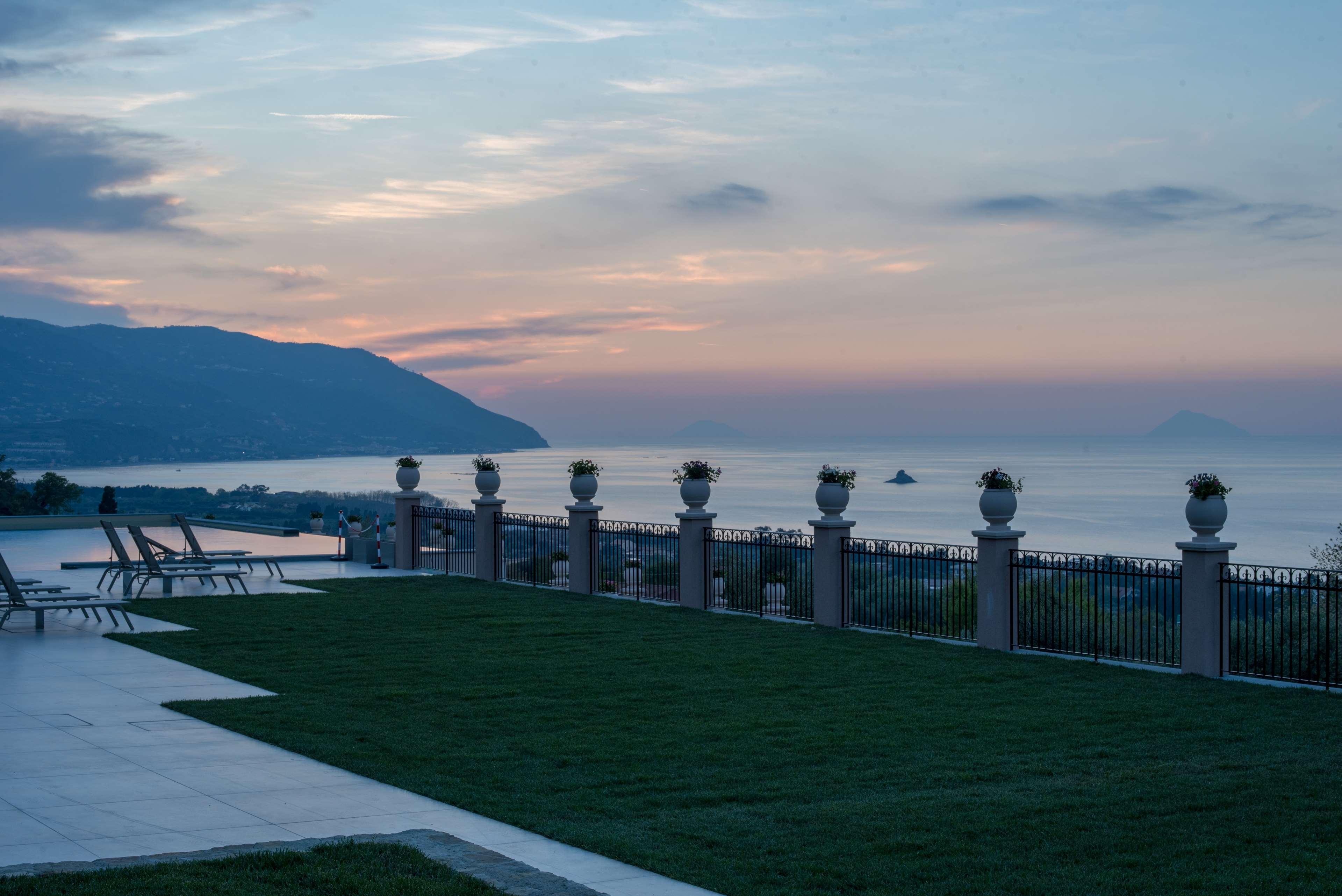 Western Terre Di Eolo Hotel 4*